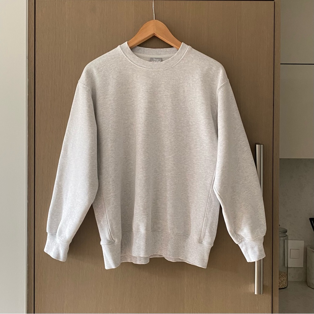 Aritzia Tna cozy fleece boyfriend crew sweatshirt heather light grey